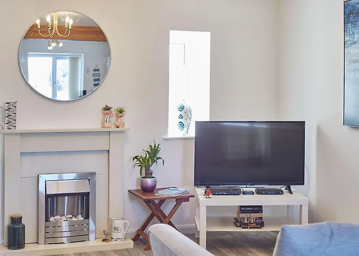 Host & - Robins Den * 惠特比